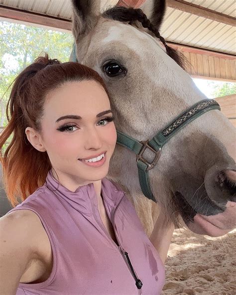 onlyfan amouranth leak|Amouranth Cowgirl Riding POV Sextape OnlyFans Video Leaked